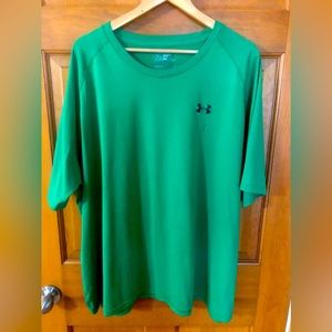 UnderArmour 4XL Tech Tee loose fit.  All poly.  Good condition. Lightly worn